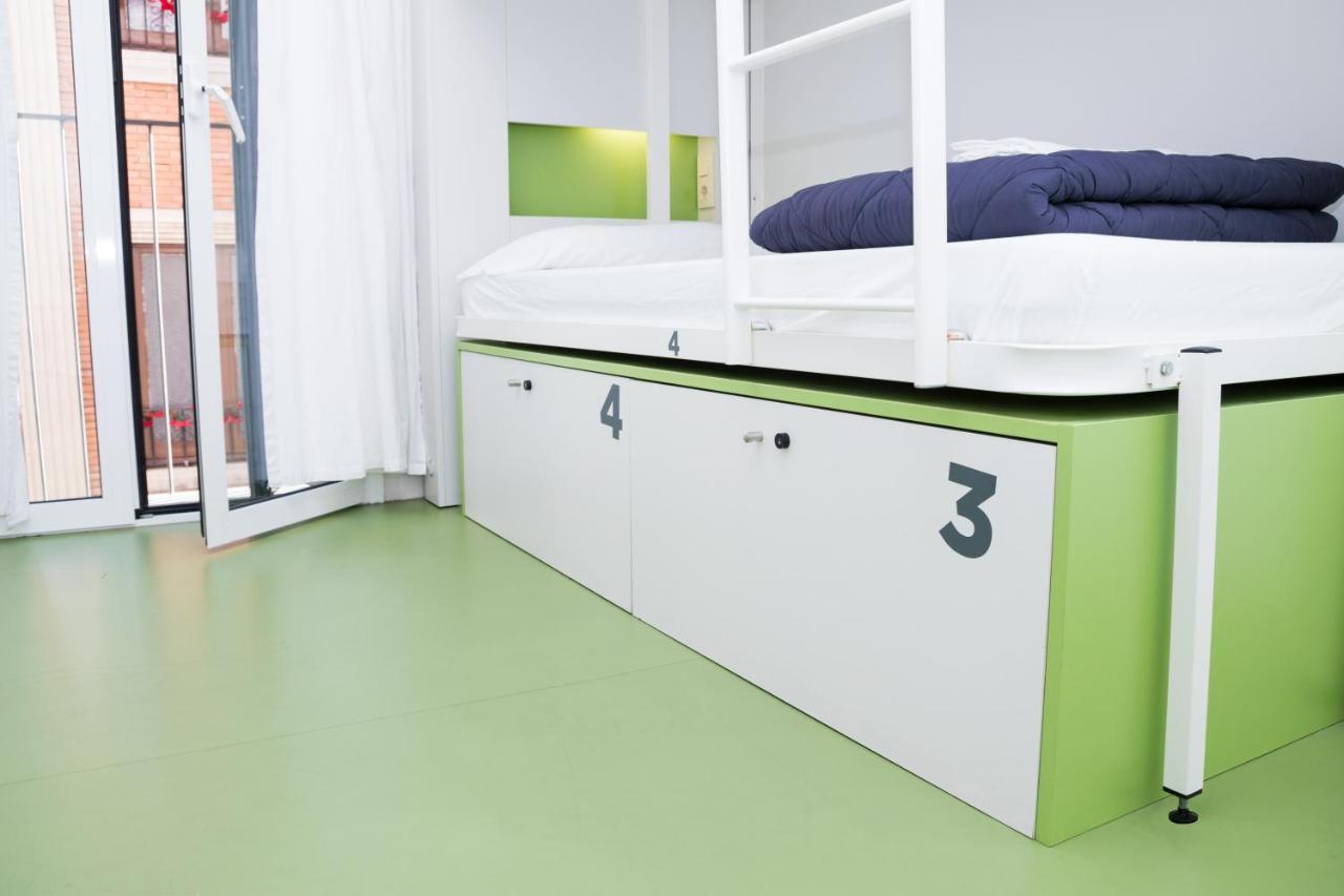 Bed 4-Bed Dormitory Room
