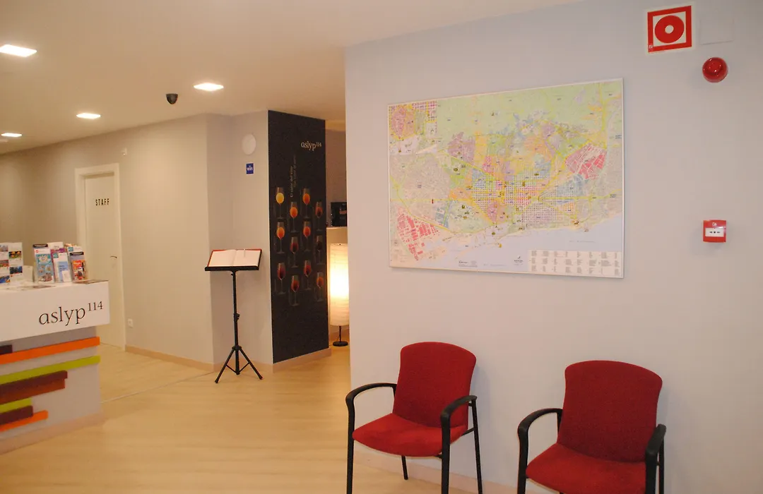 Hostal Aslyp 114-1
